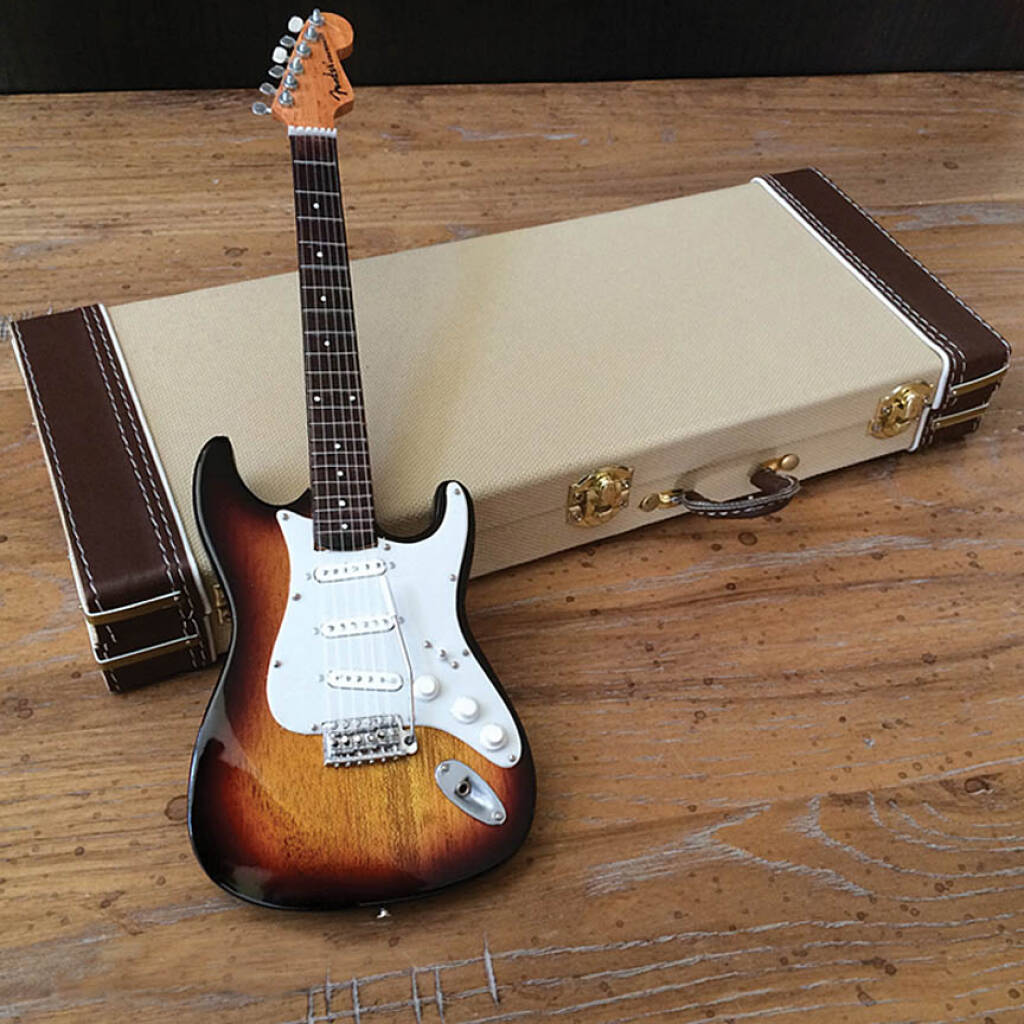 Mini Fender(TM) 60th Anniversary Strat Guitar Case