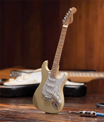 Fender™ Stratocaster™ - Cream Finish